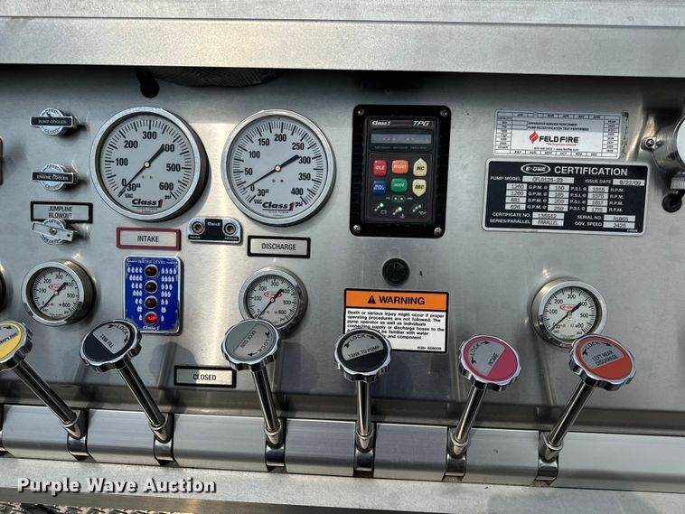 image for item OF9884 2010 International  4400 DuraStar pumper fire truck