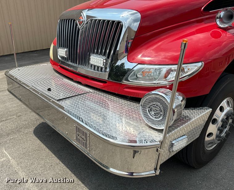 image for item OF9884 2010 International  4400 DuraStar pumper fire truck