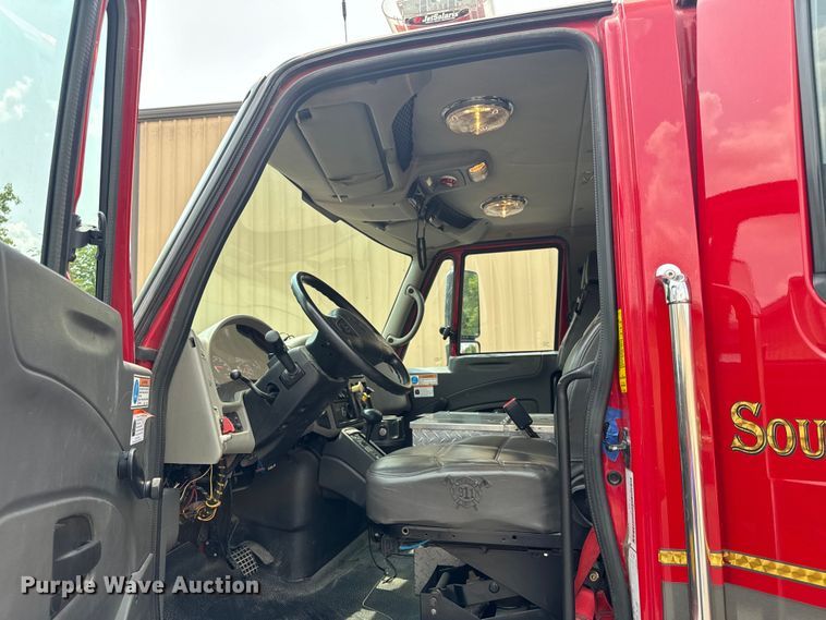 image for item OF9884 2010 International  4400 DuraStar pumper fire truck