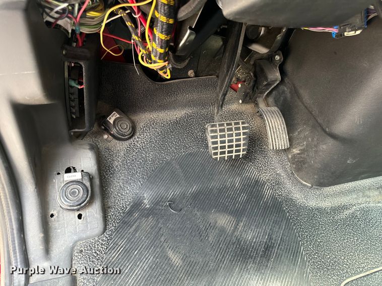 image for item OF9884 2010 International  4400 DuraStar pumper fire truck