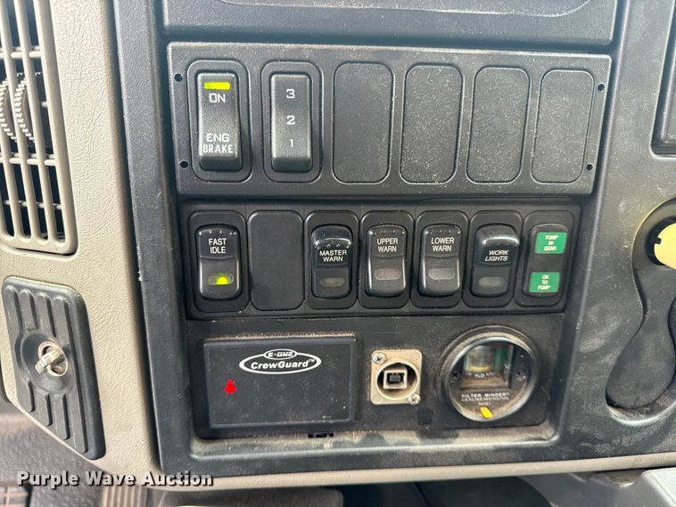 image for item OF9884 2010 International  4400 DuraStar pumper fire truck