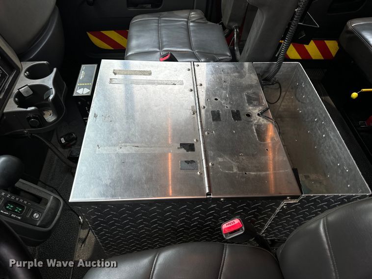 image for item OF9884 2010 International  4400 DuraStar pumper fire truck