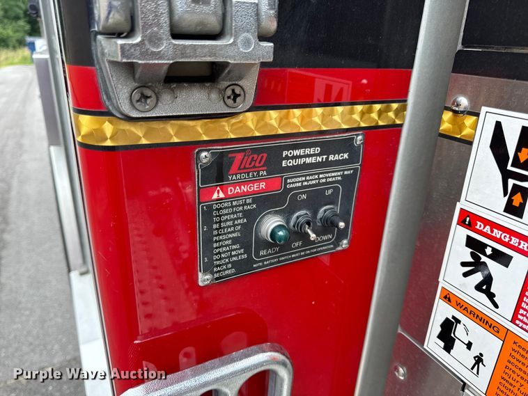 image for item OF9884 2010 International  4400 DuraStar pumper fire truck