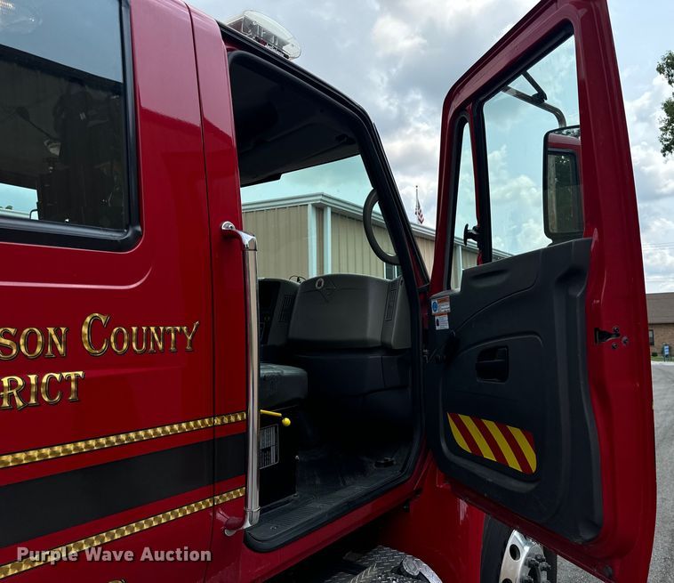 image for item OF9884 2010 International  4400 DuraStar pumper fire truck