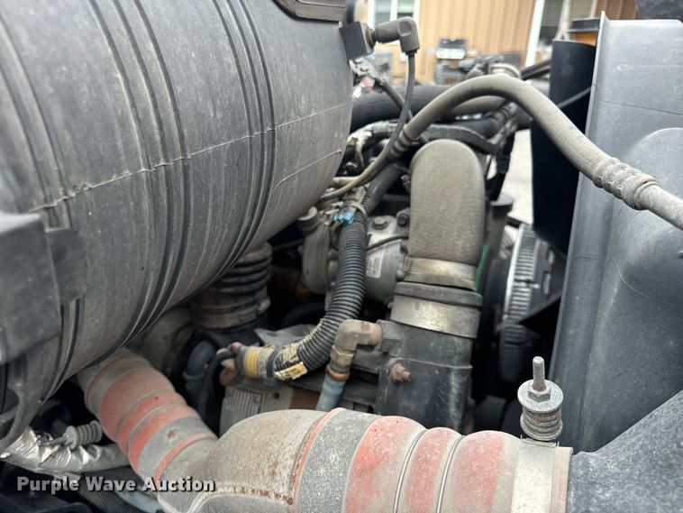 image for item OF9884 2010 International  4400 DuraStar pumper fire truck