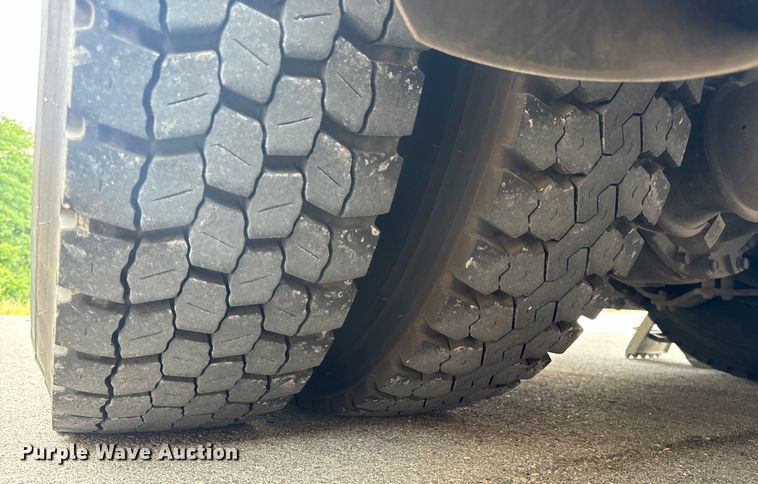 image for item OF9884 2010 International  4400 DuraStar pumper fire truck