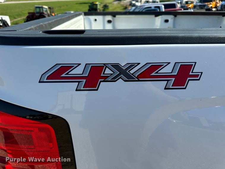 image for item OF9934 2017 Chevrolet  Silverado 1500 Crew Cab pickup truck