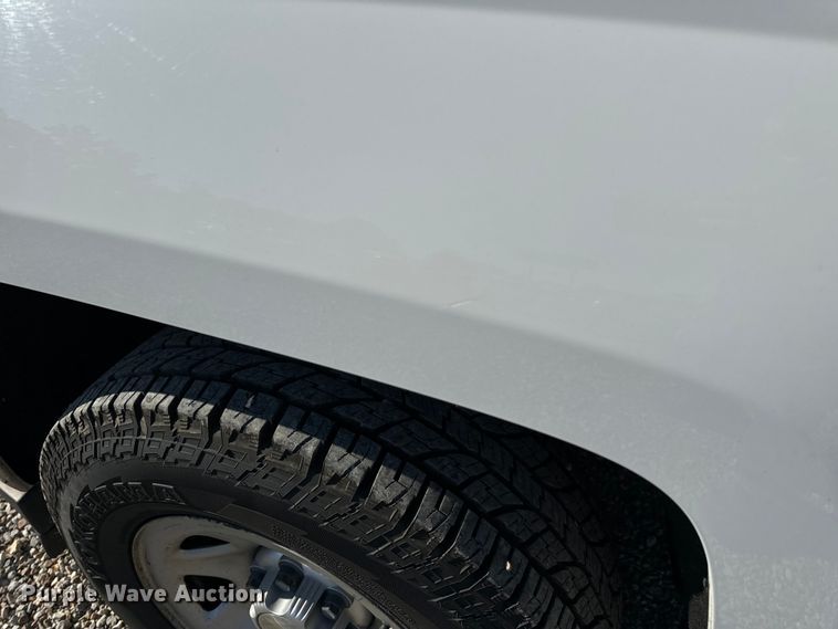 image for item OF9934 2017 Chevrolet  Silverado 1500 Crew Cab pickup truck