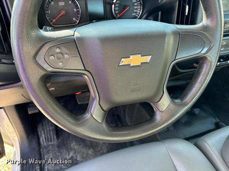 image for item OF9934 2017 Chevrolet  Silverado 1500 Crew Cab pickup truck