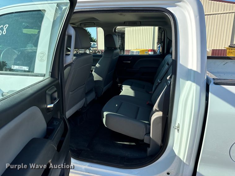 image for item OF9934 2017 Chevrolet  Silverado 1500 Crew Cab pickup truck