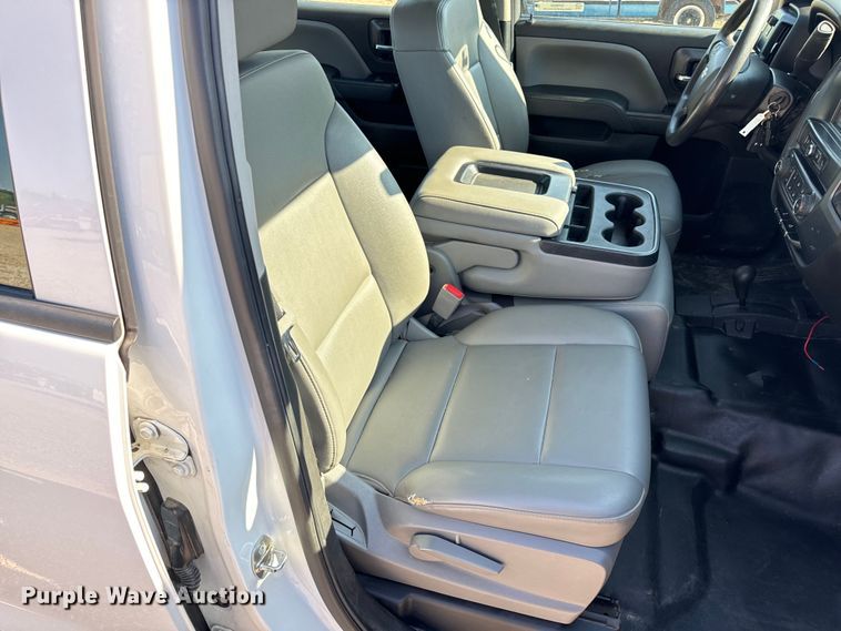 image for item OF9934 2017 Chevrolet  Silverado 1500 Crew Cab pickup truck