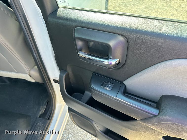 image for item OF9934 2017 Chevrolet  Silverado 1500 Crew Cab pickup truck