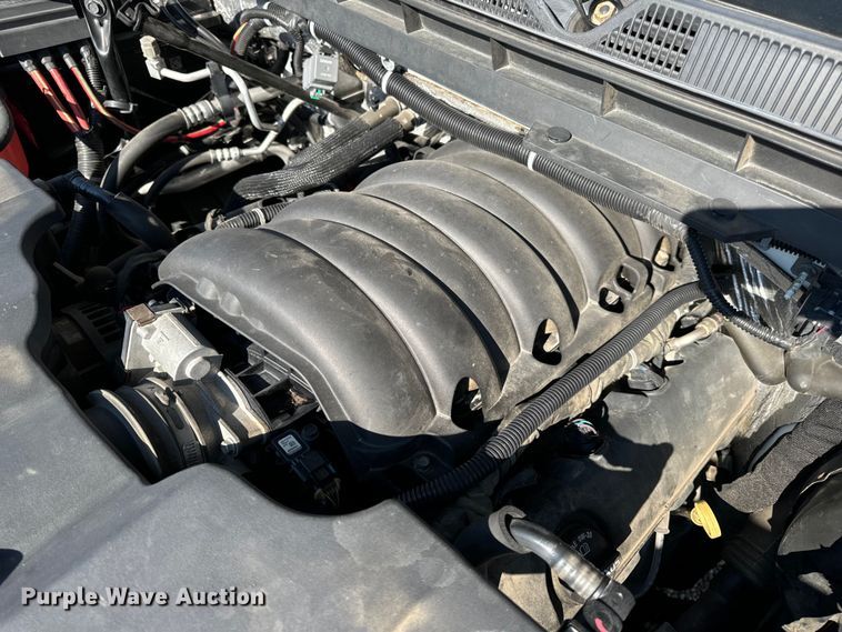 image for item OF9934 2017 Chevrolet  Silverado 1500 Crew Cab pickup truck