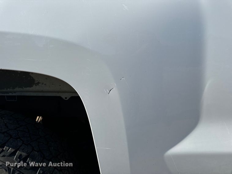 image for item OF9935 2015 Chevrolet  Silverado 1500 Crew Cab pickup truck