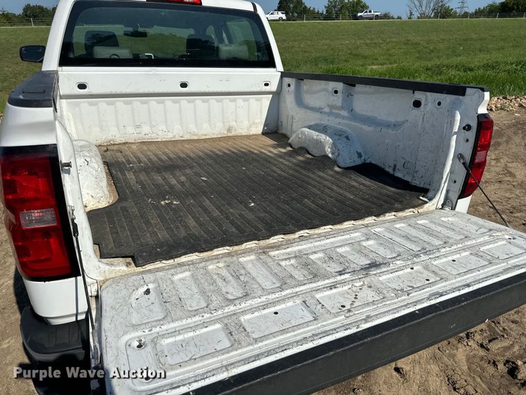 image for item OF9935 2015 Chevrolet  Silverado 1500 Crew Cab pickup truck