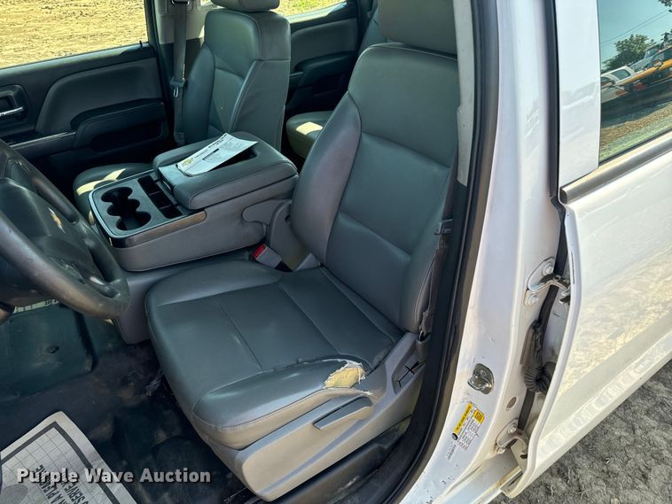 image for item OF9935 2015 Chevrolet  Silverado 1500 Crew Cab pickup truck