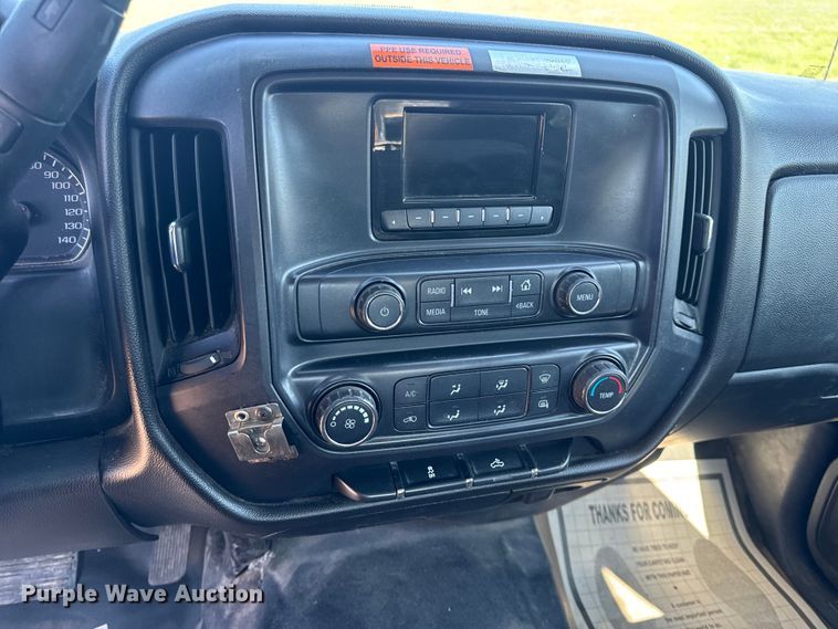 image for item OF9935 2015 Chevrolet  Silverado 1500 Crew Cab pickup truck