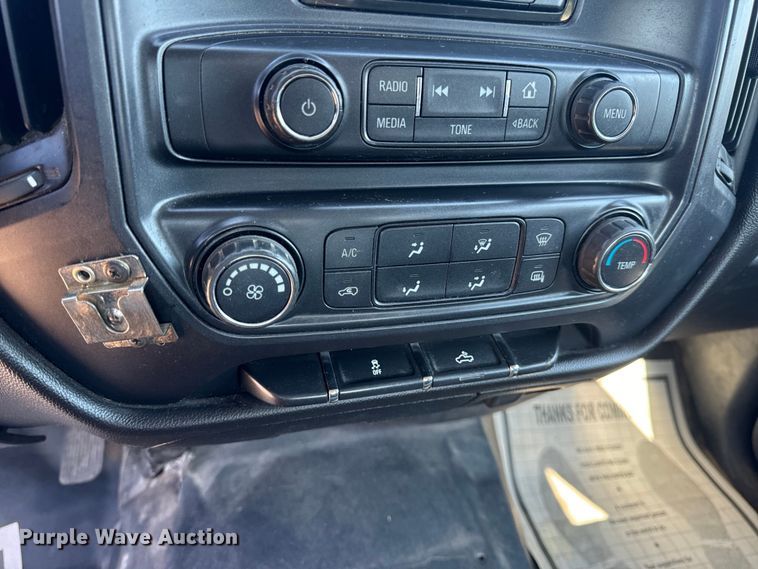 image for item OF9935 2015 Chevrolet  Silverado 1500 Crew Cab pickup truck