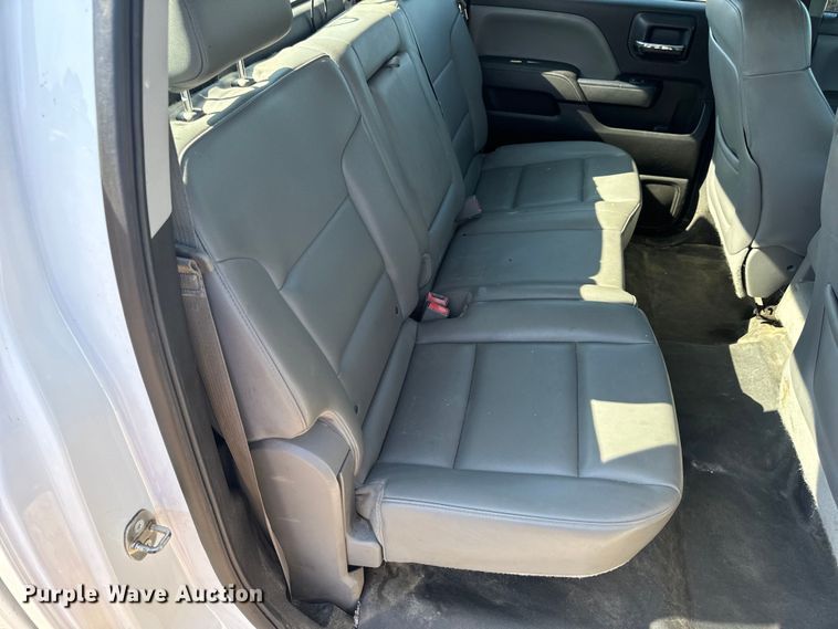 image for item OF9935 2015 Chevrolet  Silverado 1500 Crew Cab pickup truck