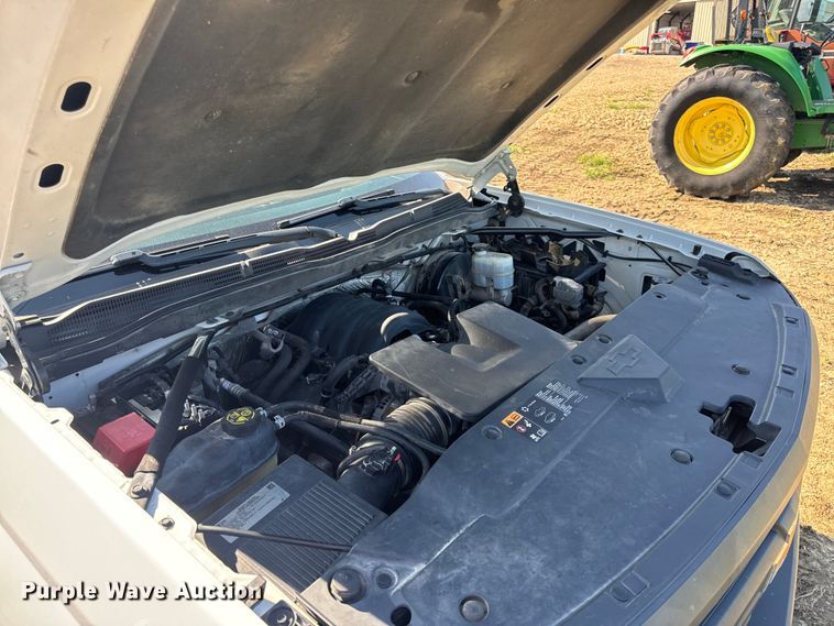 image for item OF9935 2015 Chevrolet  Silverado 1500 Crew Cab pickup truck