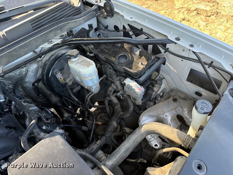 image for item OF9935 2015 Chevrolet  Silverado 1500 Crew Cab pickup truck