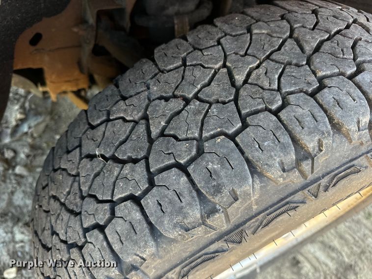 image for item OF9935 2015 Chevrolet  Silverado 1500 Crew Cab pickup truck