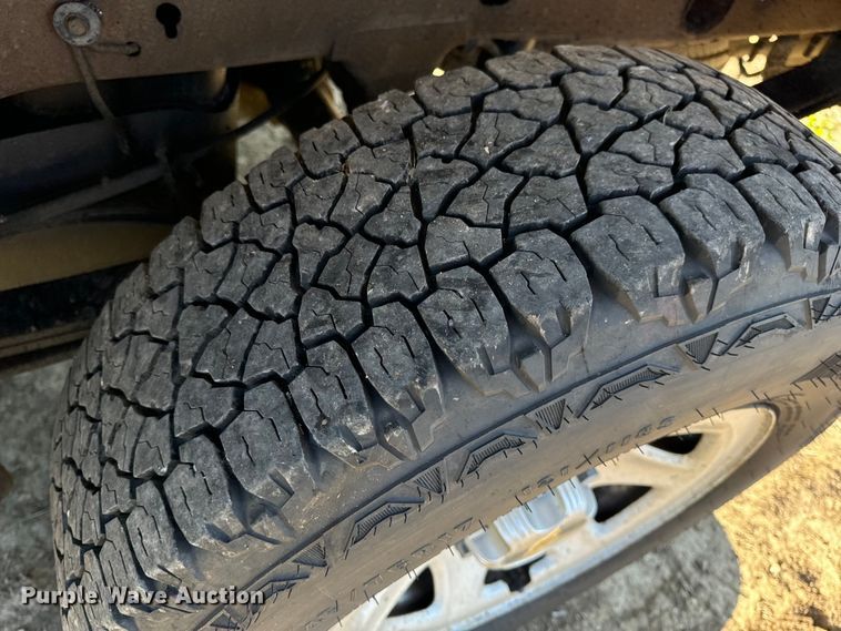 image for item OF9935 2015 Chevrolet  Silverado 1500 Crew Cab pickup truck