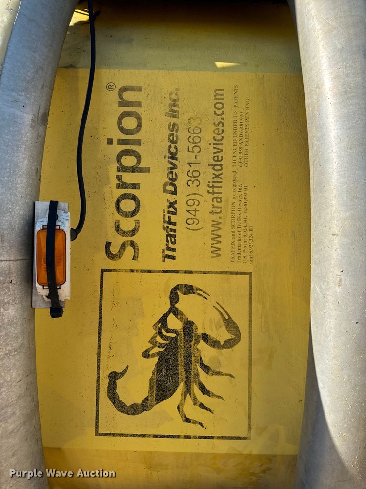 image for item OF9937 2006 International  7400 dump truck