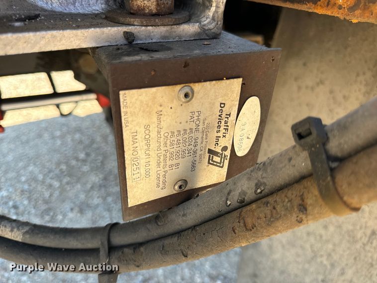 image for item OF9937 2006 International  7400 dump truck