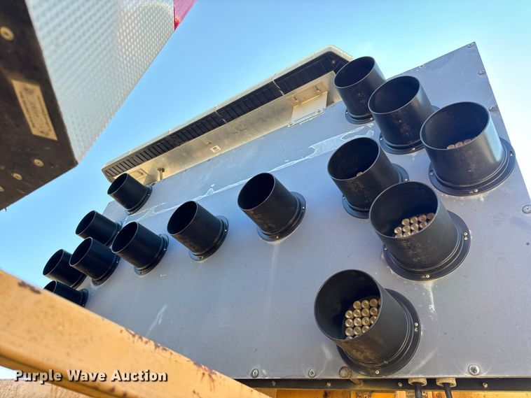 image for item OF9937 2006 International  7400 dump truck