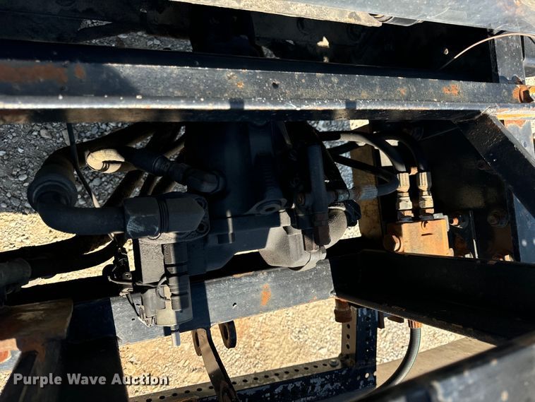 image for item OF9937 2006 International  7400 dump truck