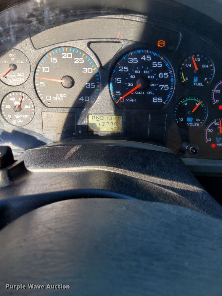 image for item OF9937 2006 International  7400 dump truck