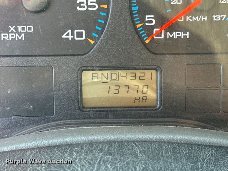 image for item OF9937 2006 International  7400 dump truck