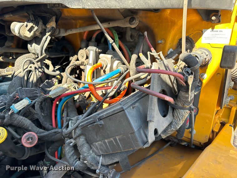 image for item OF9937 2006 International  7400 dump truck