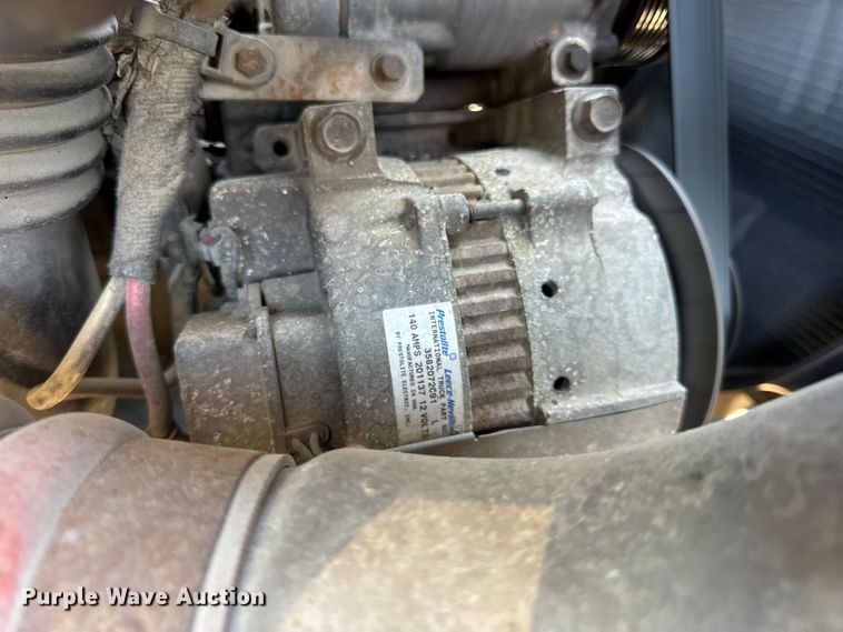 image for item OF9937 2006 International  7400 dump truck