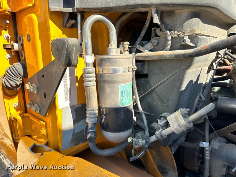 image for item OF9937 2006 International  7400 dump truck