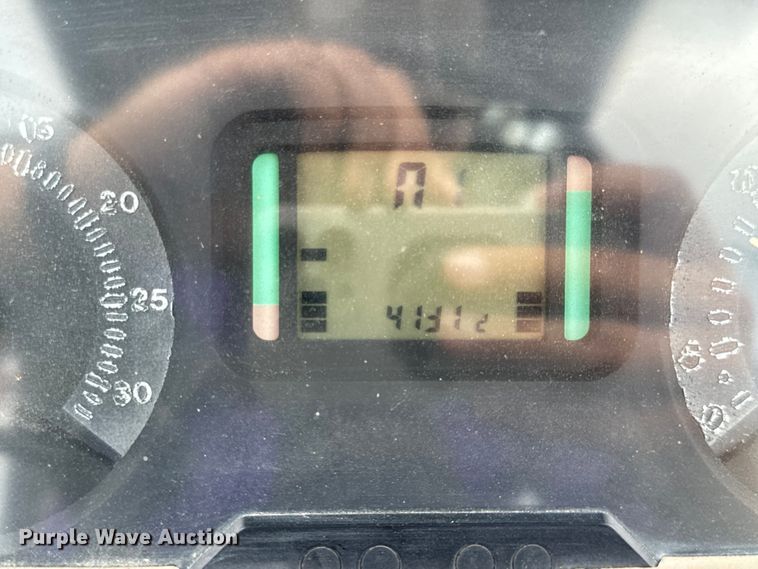 image for item OF9939 2008 John Deere 6430 MFWD tractor