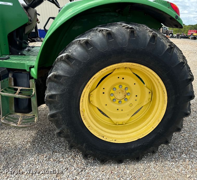 image for item OF9939 2008 John Deere 6430 MFWD tractor