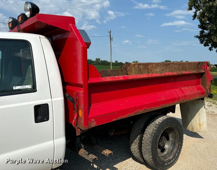 image for item OG9610 1999 Ford  F450 Super Duty XL dump truck