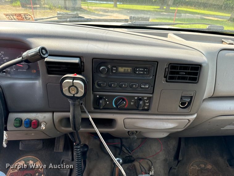 image for item OG9610 1999 Ford  F450 Super Duty XL dump truck