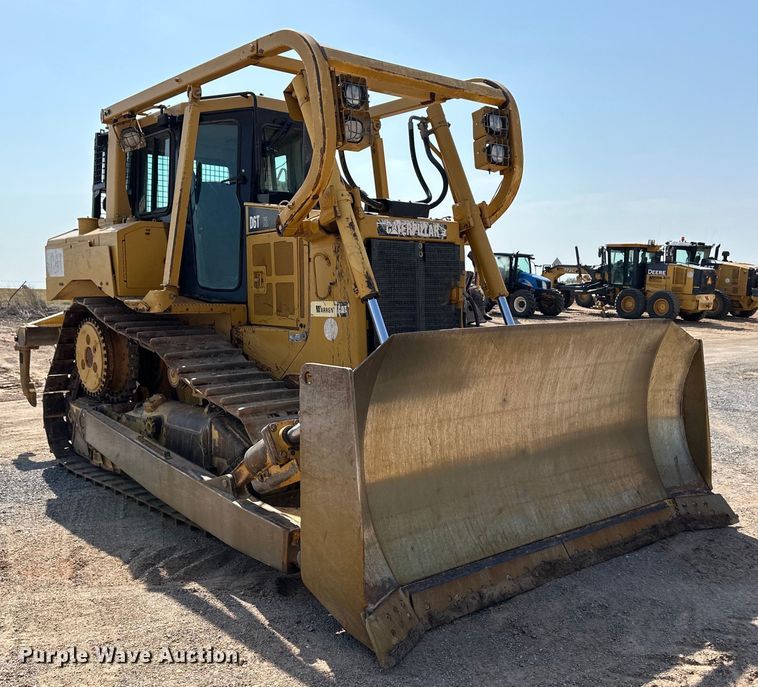 image for item OM9543 2008 Caterpillar D6T XL dozer