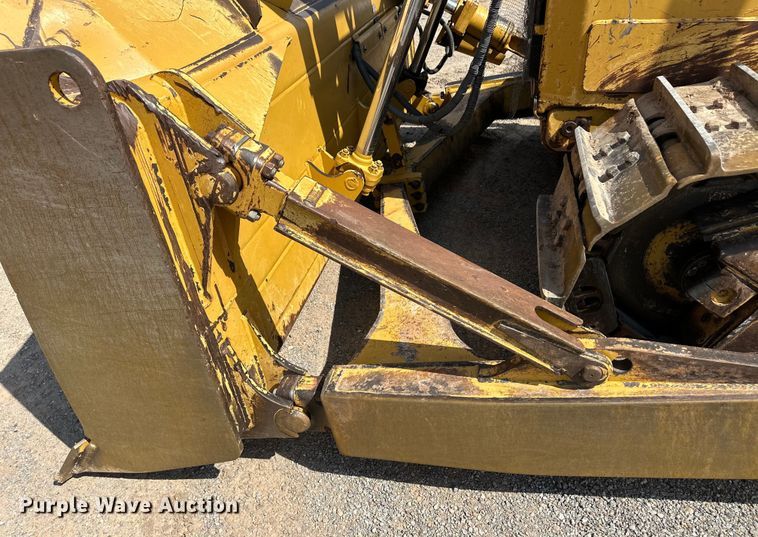 image for item OM9543 2008 Caterpillar D6T XL dozer