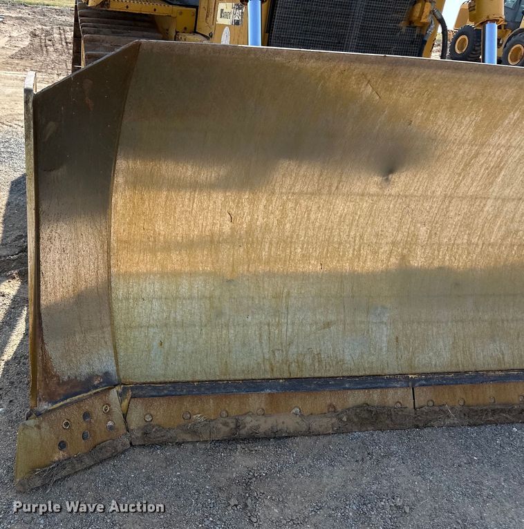 image for item OM9543 2008 Caterpillar D6T XL dozer