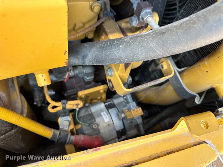 image for item OM9543 2008 Caterpillar D6T XL dozer