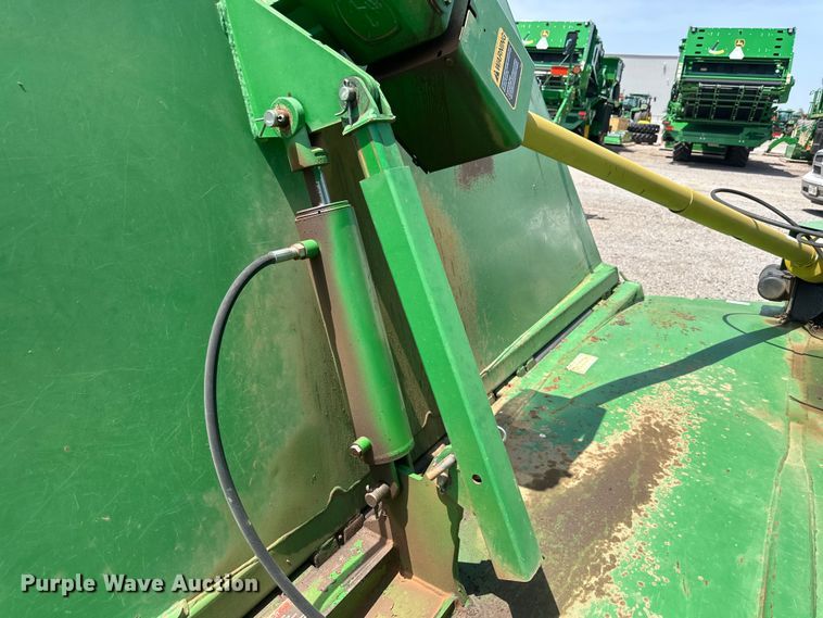 image for item DK6716 John Deere HX20 batwing rotary mower