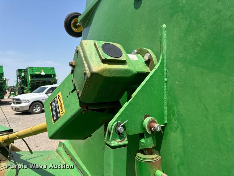 image for item DK6716 John Deere HX20 batwing rotary mower