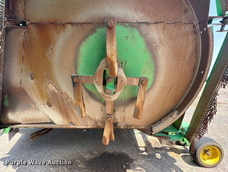 image for item DK6716 John Deere HX20 batwing rotary mower