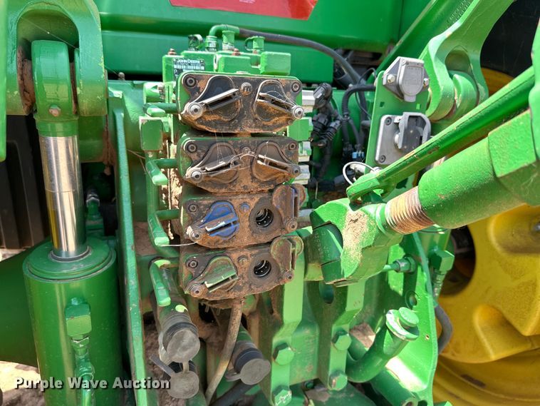 image for item DK6718 2013 John Deere 8335R MFWD tractor