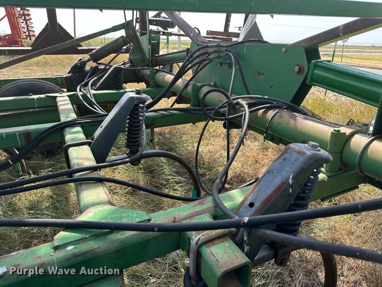 image for item DK6720 John Deere 685 sweep plow