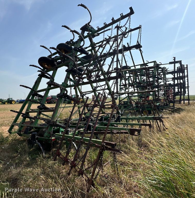 image for item DK6721 John Deere chisel